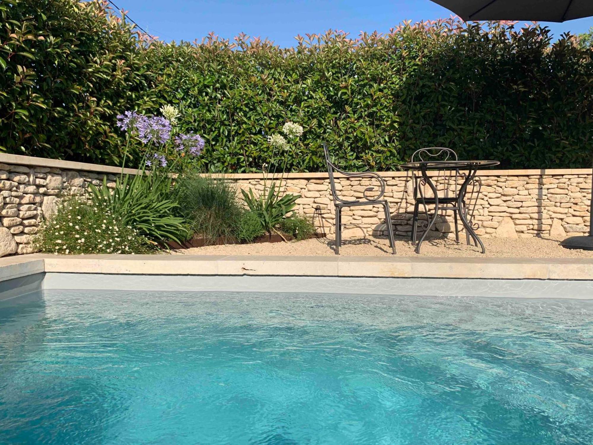Le Cabanon De Livia Avec Piscine Privee Villa Cucuron Exterior photo